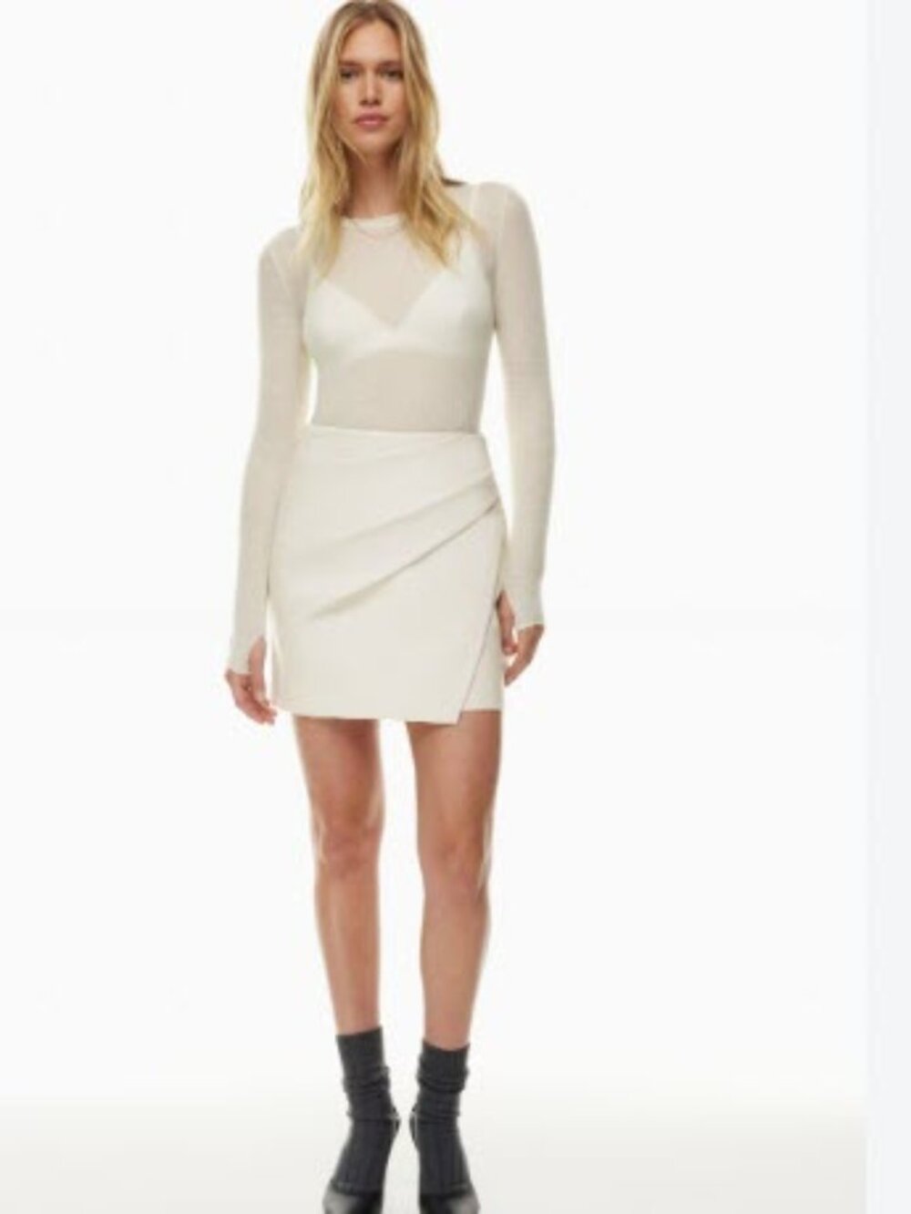 Aritzia Wilfred Angie Cream Mini Skirt Vegan Leather